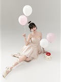 YITUYU艺图语 2025.01.01 芭蕾少女生日写真 菠萝包(14)